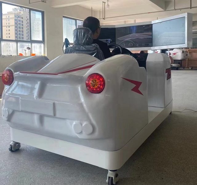 VR模拟机动车驾驶(不动感)产品展示